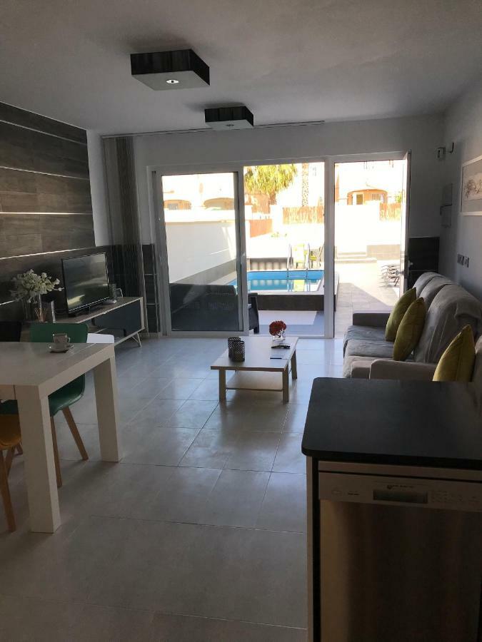 Boulevard La Zenia Villa Playa Flamenca Exteriör bild